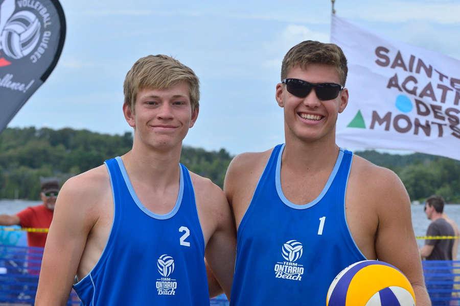 Fort Contingent Québécois Aux Championnats Nationaux De Volleyball De Plage